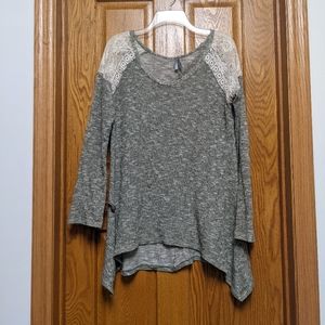 Vanity L green/gray sweater
